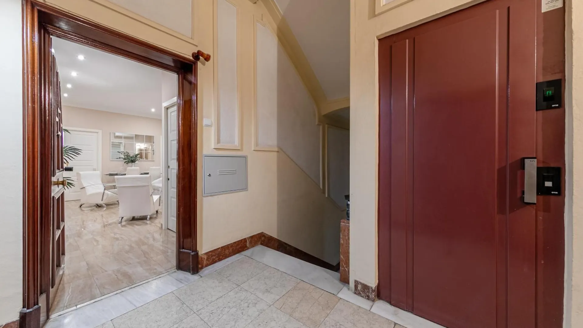 Isg Apartments Jose De Velilla Centro Parking إشبيلية 0*,  إسبانيا